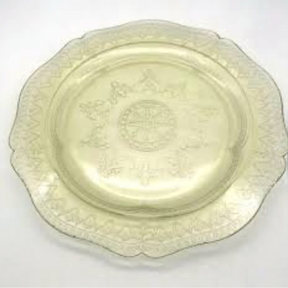 Vintage Other - (2)Federal Depression Glass Madrid Patrician Spoke Plates Amber Yellow 9.25”
